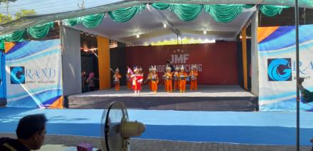 TK PERTIWI 44 DLINGO RAIH 3 PIALA MARCHING BAND